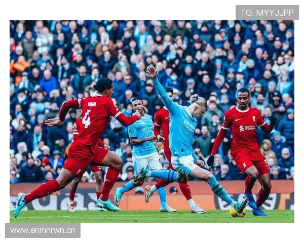 利物浦新周期重建初见成效,竞争格局与稳定性面临持续检验 利物浦新周期重建初见成效,竞争格局与稳定性面临持续检验