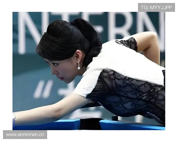 潘晓婷刚发了张家里图，我的钱包默默递交了辞职信